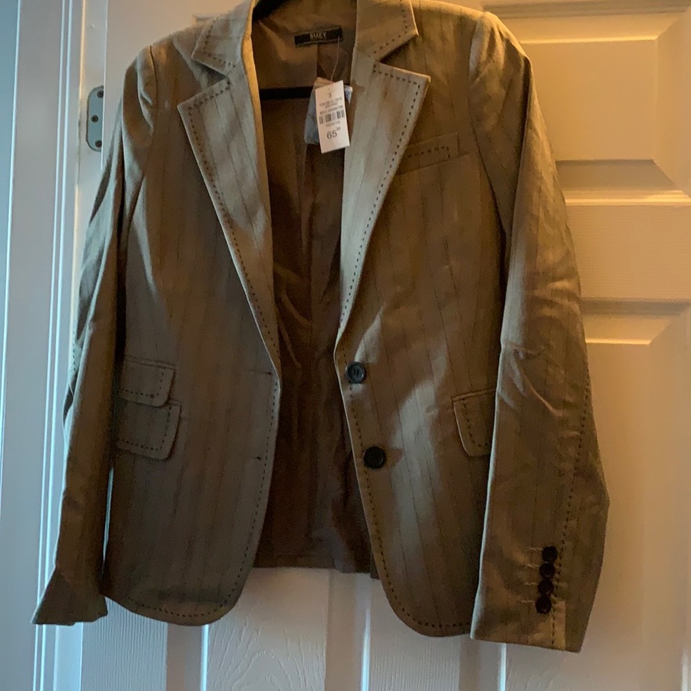 Veston - Picture 1 of 5